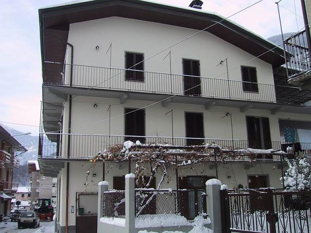 2001-12-08 08-00-49.JPG